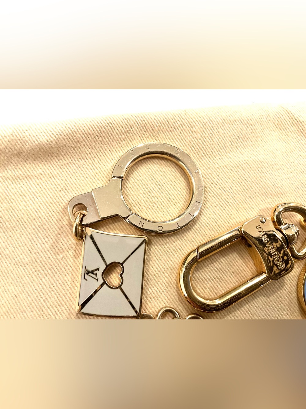 Louis Vuitton Love Birds Key Chain and Bag Charm - Picture 4 of 6